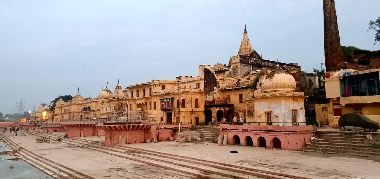 Ayodhya Tour Package With Vande Bhart (2N 3D)